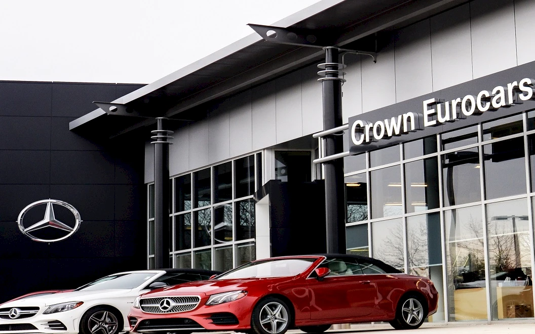 Crown Mercedes-Benz